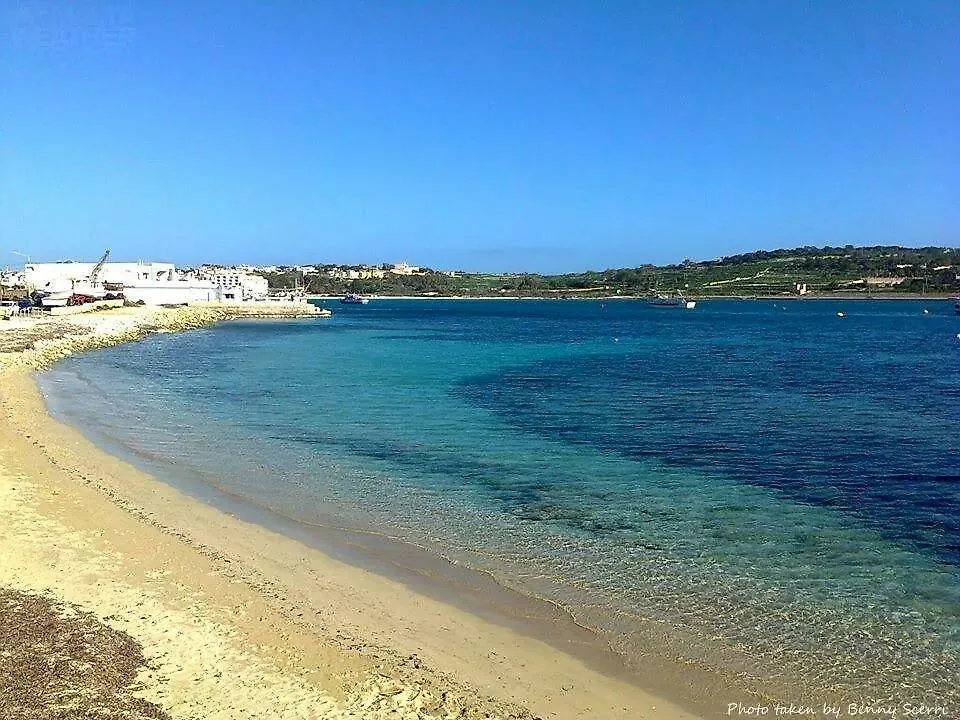 Seagull Penthouse Marsaxlokk Apartment